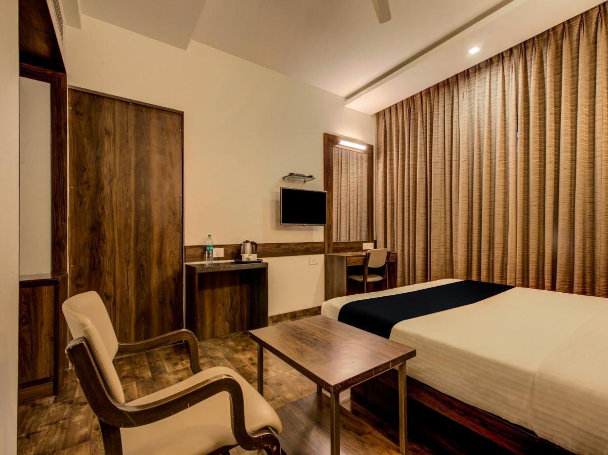 העיר בנגלור Myspace Hotels Silverstar מראה חיצוני תמונה