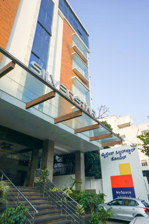 העיר בנגלור Myspace Hotels Silverstar מראה חיצוני תמונה